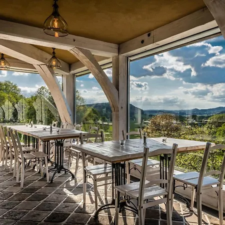 Resort V Ráji Frýdštejn