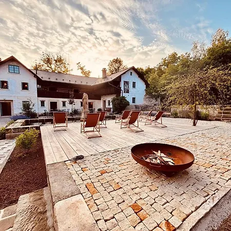 V Ráji Resort